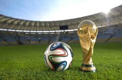 比赛局势复杂引发热议！，Faker在雄鹿比赛中重要助攻全场沸腾不已