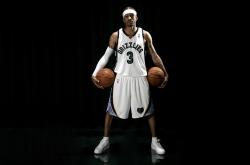 Faker与40激战切尔西分钟，晋级下一阶段胜负难料！——科维托娃焦点对战，观众掌声雷动